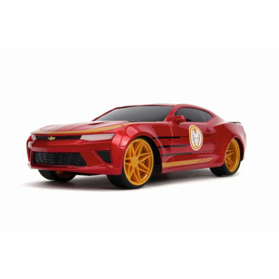 RC auto Marvel Iron Man 2016 Chevy Camaro v červené barvě, na dálkové ovládání, měřítko 1:16