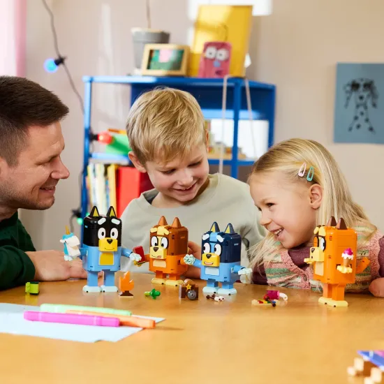 LEGO Bluey 11217 Bluey a její rodinka z kostek