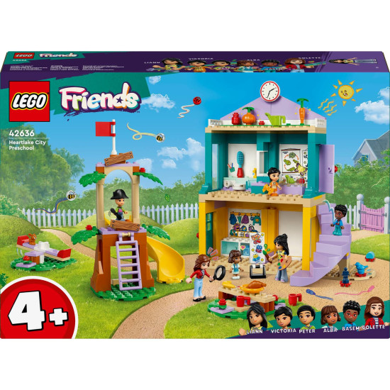 LEGO Friends Školka v městečku Heartlake s minipanenkami, herními prvky a doplňky pro péči o nejmenší obyvatele školky. Dvě minipanenky si hrají s dětmi v herní místnosti plné hraček, s prolézačkou a dětskými potřebami.