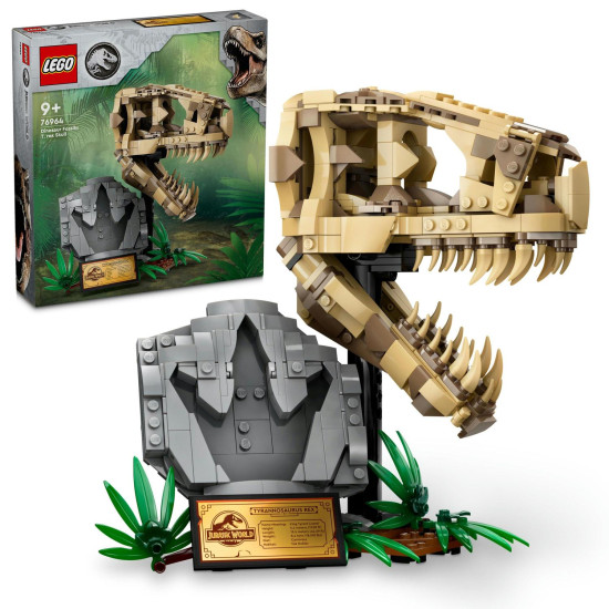 LEGO® Jurassic World stavebnice s lebkou T-Rexe a fosiliemi pro děti, která obsahuje stojan s informační cedulkou, otevírací čelist a skrytý „jantarový“ dílek.