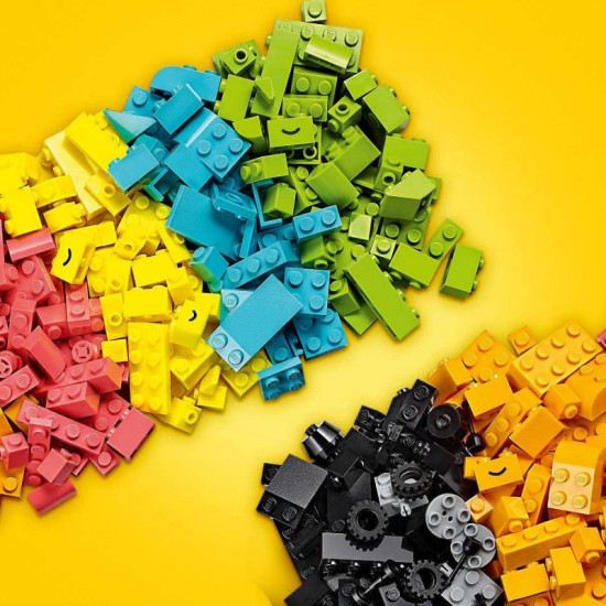 LEGO Classic Neonová kreativní zábava představuje tvůrčí hry s neonovými barvami.