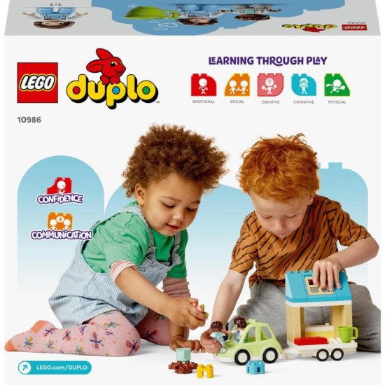 Vydejte se za velkým dobrodružstvím spolu se svým potomkem s modelem Pojízdný rodinný dům (10986) od LEGO® DUPLO®.