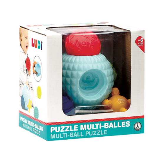 3D puzzle z míčků tvoří jeden velký míček s otvory a 5 menších míčků s různorodými texturami.