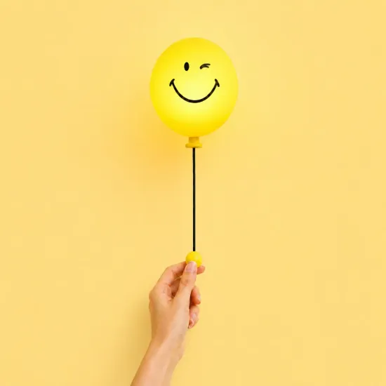 Dětské noční světlo MOB Bubbly Light Smiley World žlutá