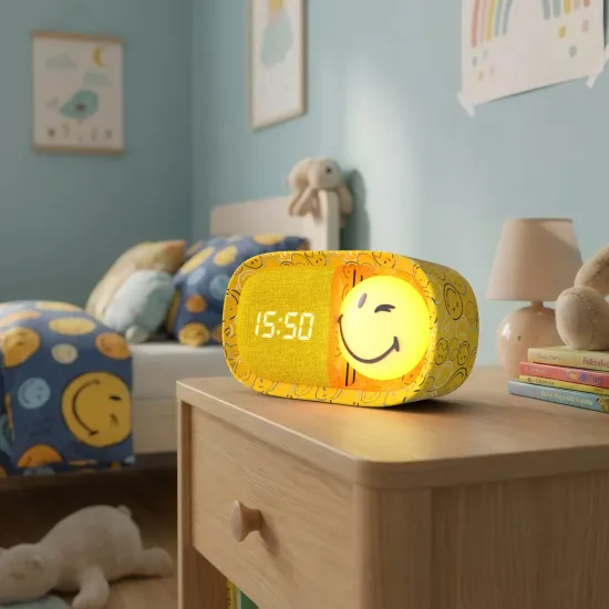 Dětský budík a noční světlo MOB Dreamy Clock Smiley žlutá