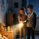 Dětská svítilna MOB Glowy Smiley Flashlight žlutá