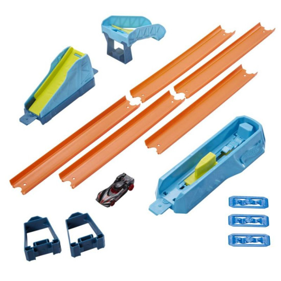 Hot Wheels® Track Builder set pro dlouhý skok s překlápěcí rampou a angličákem