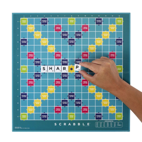 Scrabble SK: Česká verze oblíbené slovní hry pro celou rodinu.