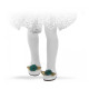 Bílé nízké boty ozdobené zelenou kytičkou jsou pro celovinylové panenky od firmy Paola Reina Las Amigas, které jsou 32 cm vysoké.