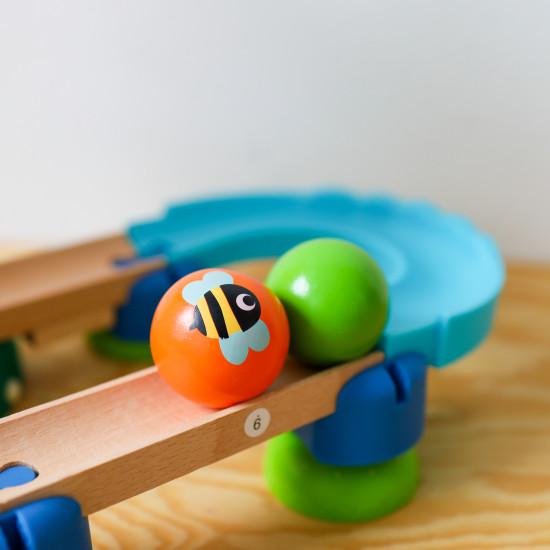 Dřevěná kuličková dráha Strom 44 ks Dřevěné hračky Tooky Toy