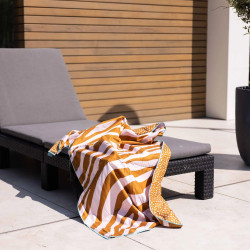 Plážový ručník z mikrovlákna 135 x 65 Zebra oranžová