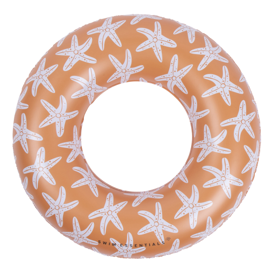 Originální nafukovací kruh pro děti od Swim Essential s motivem mořských hvězdic je svou velikostí určený přibližně pro děti od 3 do 6 let.