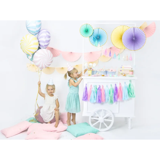 Rozveselte dětské oslavy a vytvořte nezapomenutelné chvíle s bonbonovým balonem ve fialové barvě.