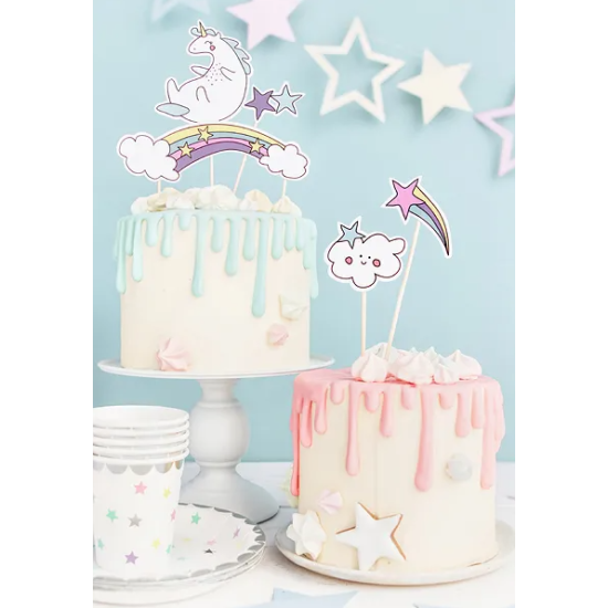Ozdobte narozeninový dort krásnými jednorožci od Party Deco.