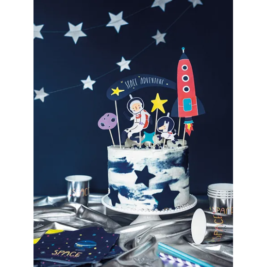 Vyzdobte si dort na perfektní vesmírnou oslavu s ozdobami na dort.