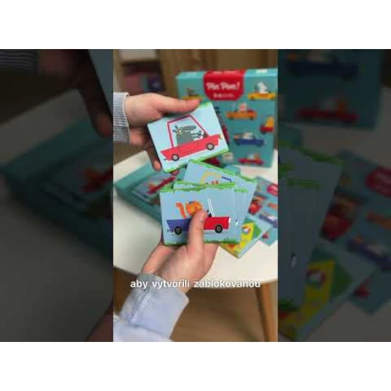 Pomozte hasičům dostat se včas na místo požáru, aby mohli zahasit oheň a zachránit dům.