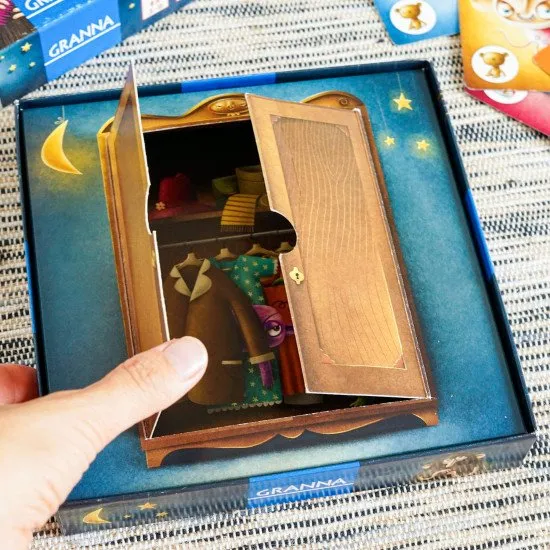 Příšerky ze skříně je kooperativní hra.