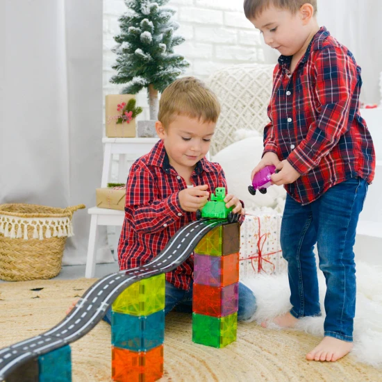 Magnetická stavebnice Downhill Duo 40 dílů. Skvělý dárek pro děti, které milují auta.