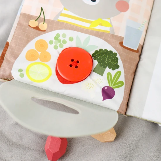 Knížka s aktivitami My 1st Busy Book