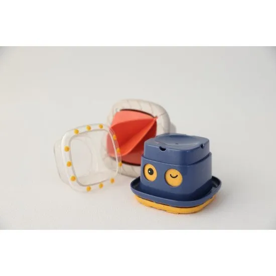 Stohovací věž s vodním mlýnem s barevnými skleničkami