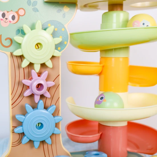 Barevný aktivity pultík s kuličkovou dráhou