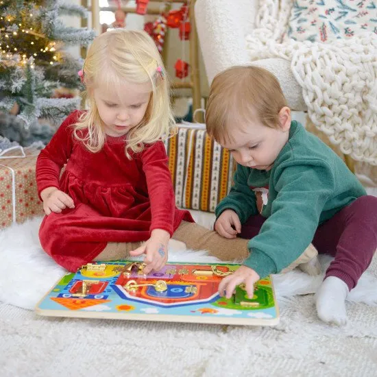 Activity board pro děti se zámky Farma