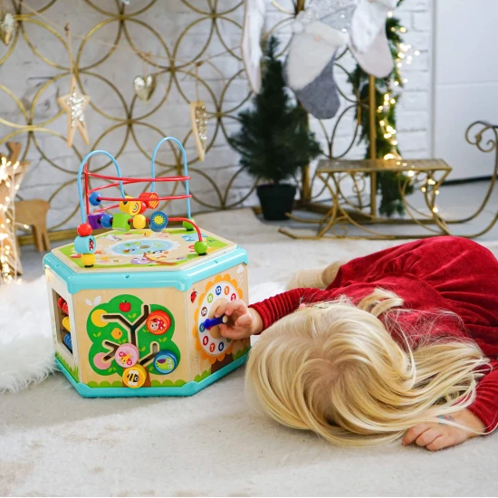 šestiúhelníková kostka s aktivitami 7v1 Tooky Toy