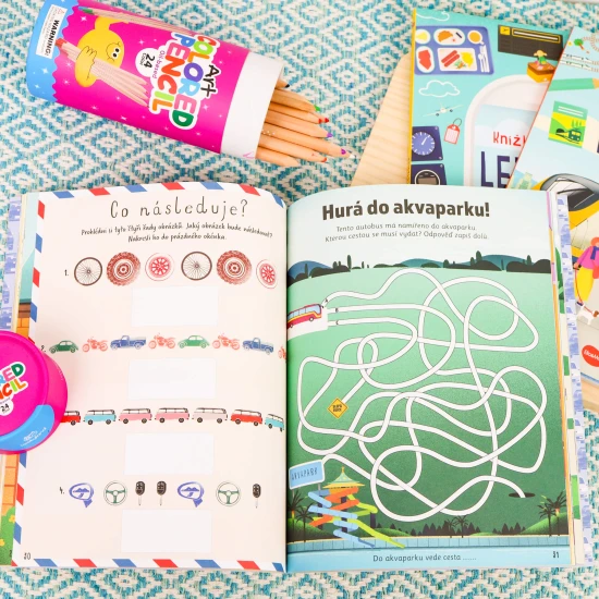 Stop nudě! Během nekonečných cest autem s knížkou plnou zábavných aktivit. Mějte ji vždy po ruce!