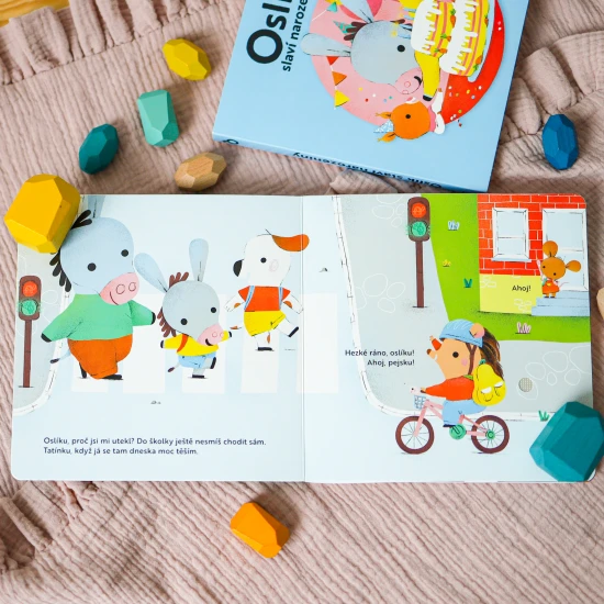 Oslík jde do školky. Leporelo se zvukovými tlačítky pro ty nejmenší.