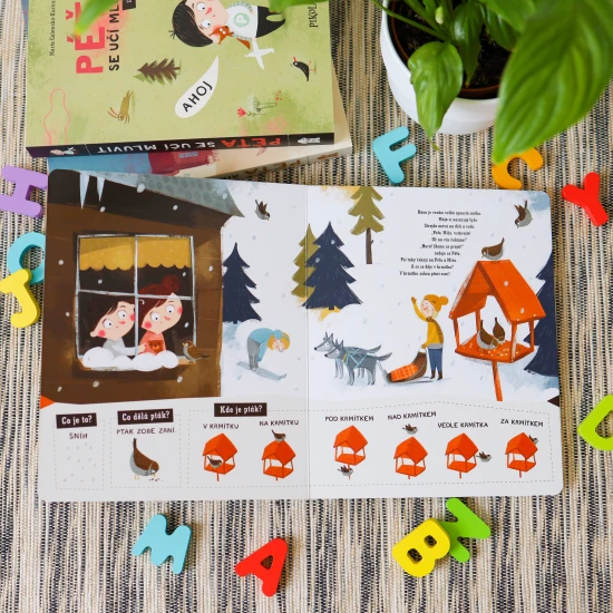 Pikola Péťa povídá ve větách Malý Péťa je zpátky i se svou rodinou, a právě se učí mluvit ve větách. Kniha rozvíjí slovní zásobu a používané věty.