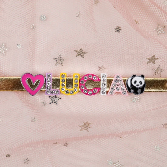 Přívěsek písmeno U na dětský náramek se jménem Nojomojo