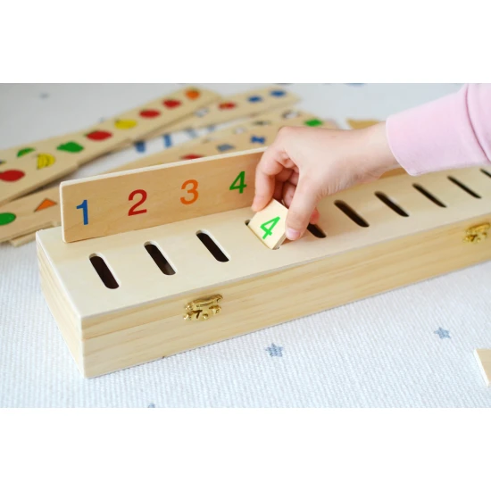 Small Foot by Legler Vkládačka Třídící box Vkládačka Třídící box