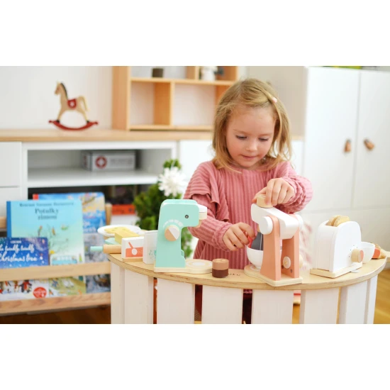 Kávovar s příslušenstvím