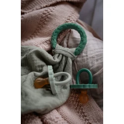 Mušelínový mazlíček s kaučukovým kroužkem Zelený