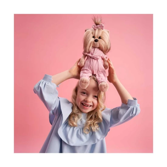 Plysovy pejsek Lucky Doggy Yoyo yorksirka v ruzovych satech – 38 cm