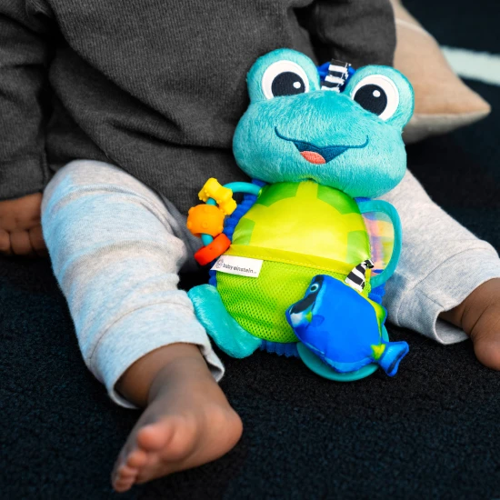 Aktivní hračka na C-kroužku želva Neptune’s Sensory Sidekick™ 0m+ Aktivní hračka na C-kroužku želva Neptune’s Sensory Sidekick™ 0m+ Baby Einstein 13156-6
