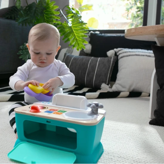 Hudební hračka Kuchyňka Magic Touch Kitchen™ Pretend to Cook HAPE 9m+ Baby Einstein 12933-6