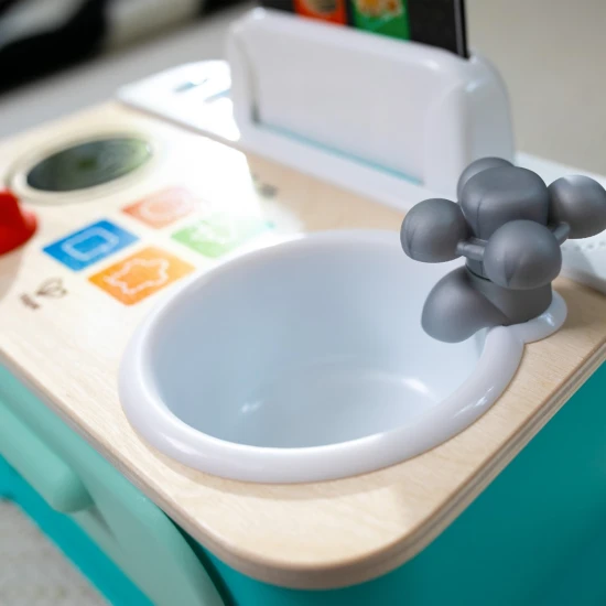 Hudební hračka Kuchyňka Magic Touch Kitchen™ Pretend to Cook HAPE 9m+ Baby Einstein 12933-6