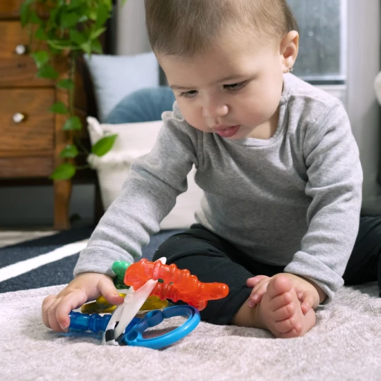 Kousátko Ocean Explorers Sea of Sensory™ 3m+ Kousátko Ocean Explorers Sea of Sensory™ 3m+ Baby Einstein 13158-6