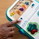 Nákupní košík Magic Touch HAPE 9m+ Baby Einstein 16659-4