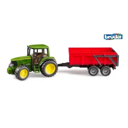 Farmer traktor John Deere s vlekem