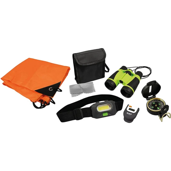 Dětská souprava obsahuje dalekohled s přiblížením 5x, obalem a utěrkou na čočky, kompas, čelovku s LED, krokoměr pro měření fyzické aktivity a vak na záda.