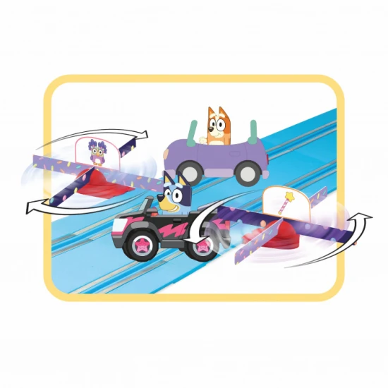 Autodráha Carrera FIRST s autíčky Bluey a Bingo, dětská závodní dráha s rovinkami, zatáčkami a vrtulemi