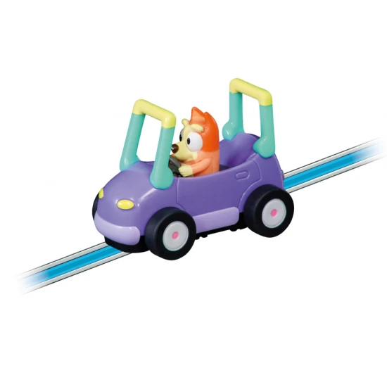 Auto FIRST 65035 Bingo pro autodráhy v měřítku 1:50, závodní autíčko s magnetem a kontaktními kartáčky