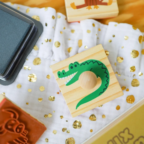 Créa Lign Dřevěná razítka s držákem Savana 9 ks Sada razítek Dřevěná razítka pro děti s držákem Savana Crea Lign