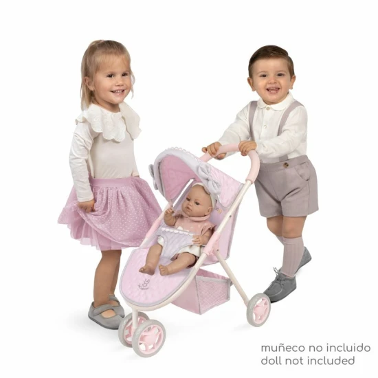 Sportovní tříkolový kočárek pro panenky DeCuevas 90275 z kolekce Sophie 2025 v pastelových barvách s otočnými kolečky a úložným prostorem.