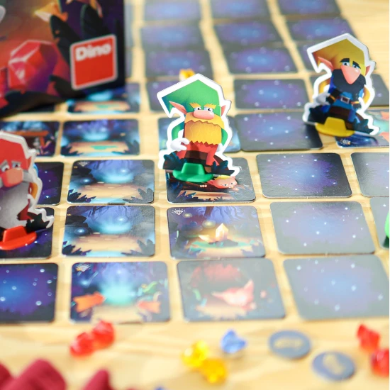 Proměňte se v trpaslíky v originální dětské hře Diamantový les od českého autora. Čeká vás napínavá pátrací akce v temném lese.