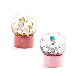 Kráska: nerozbitná mini sněžná koule