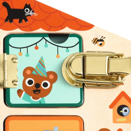 Djeco Hra Cabanalock Domeček se zámky Dřevěná motorická hra pro děti – otevírání zámků a objevování pokojíčků