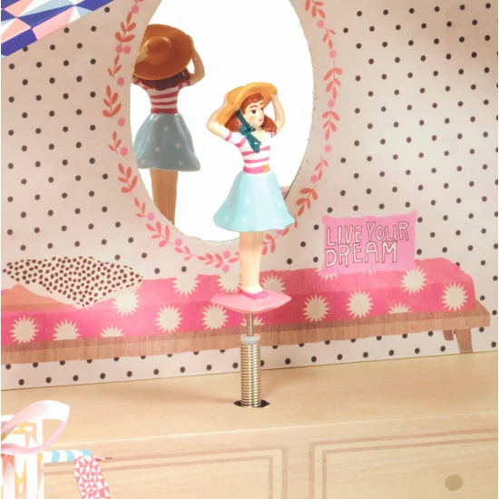 Tinou shop: hrací skříňka s dvířky a 3 zásuvkami